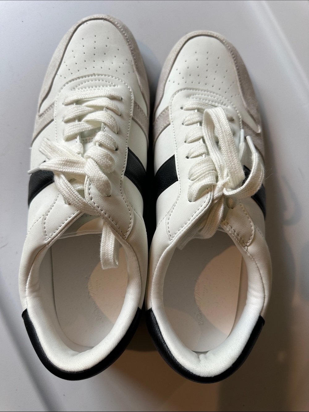 Women’s White and Black Casual Sneakers